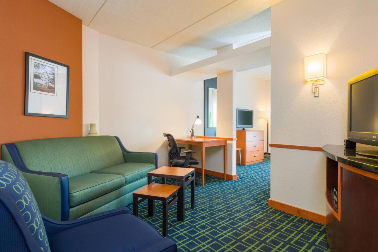 Fairfield Inn & Suites Lock Haven Екстер'єр фото
