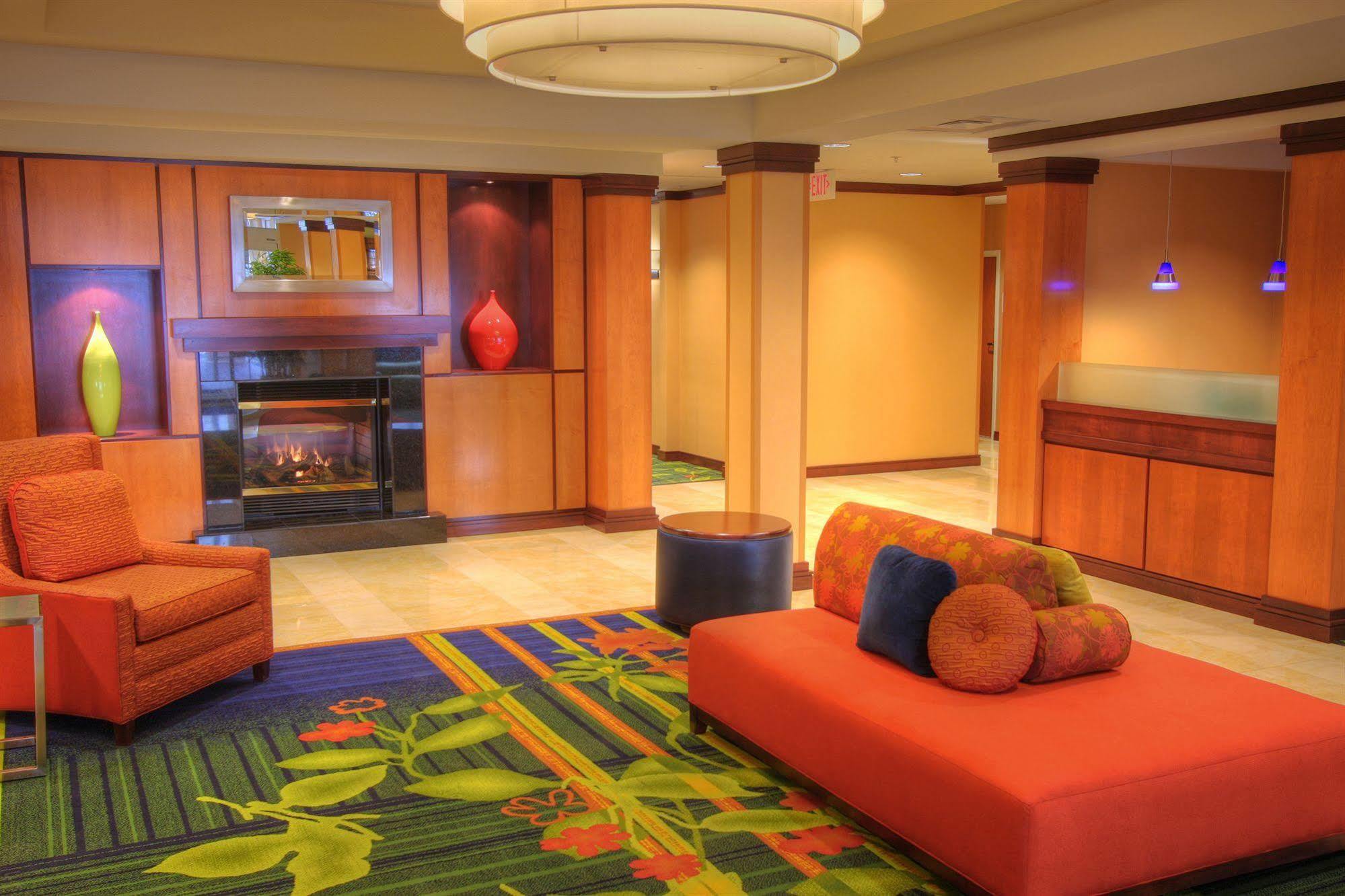 Fairfield Inn & Suites Lock Haven Екстер'єр фото